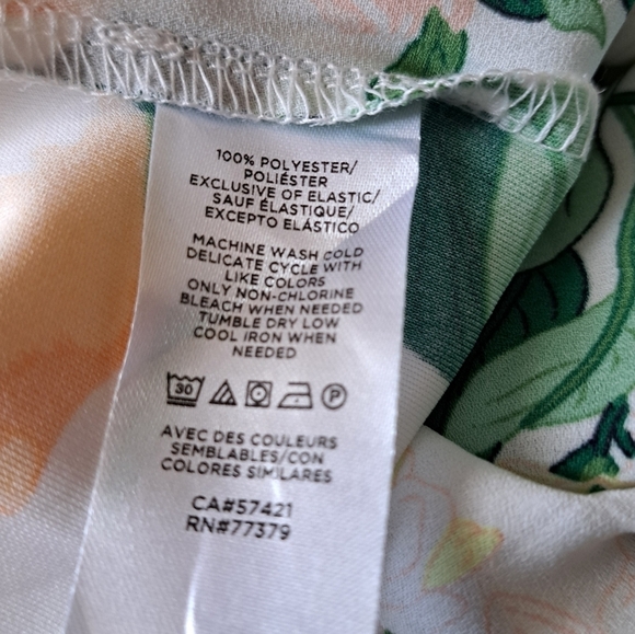 ANN TAYLOR flutter short sleeve smocked top summer floral light beachy resort XL - Picture 4 of 6